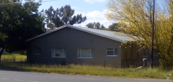3 Flats/House