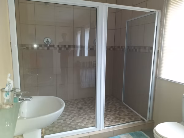 3 Bedroom House - Image 3