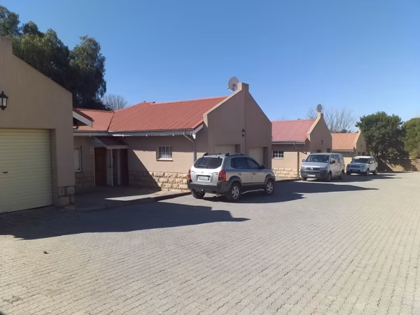 2 Bedroom House