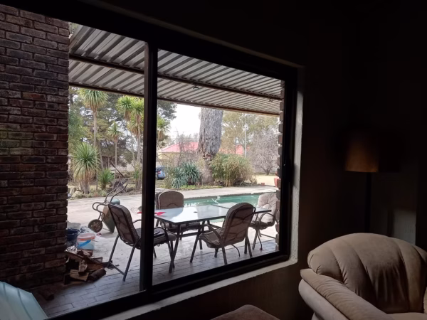 3 Bedroom House - Image 4