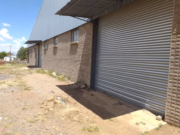 1000sqm Warehouse - Image 2